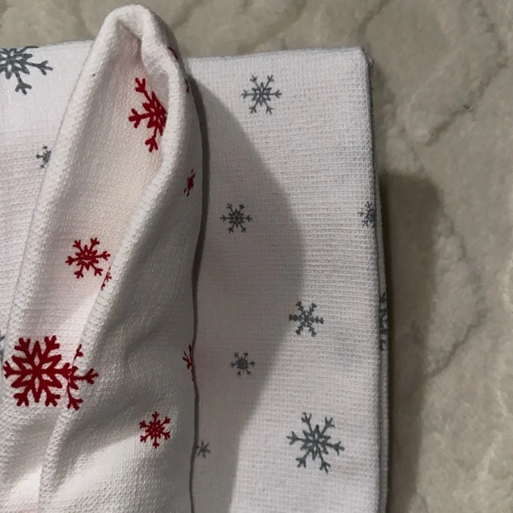 RACHEL ZOE Set of 3 Cotton White Red Green Christmas Gingerbread Kitchen Towels